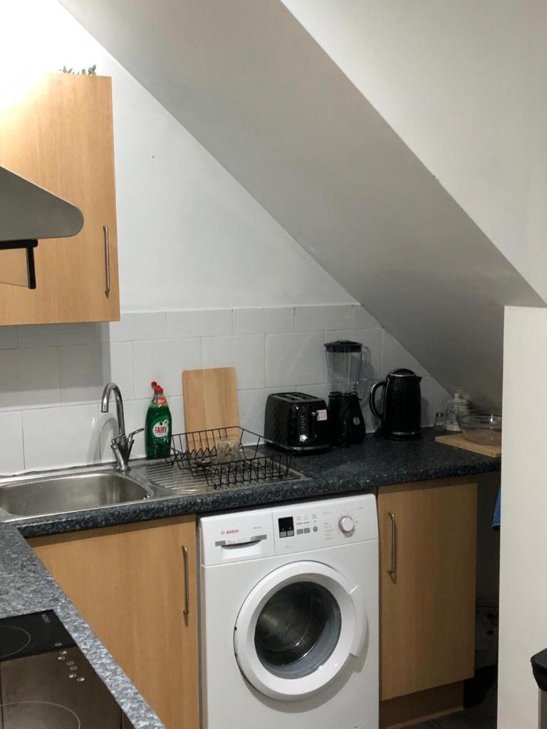 Bed and Breakfast Alpha House London Exterior foto