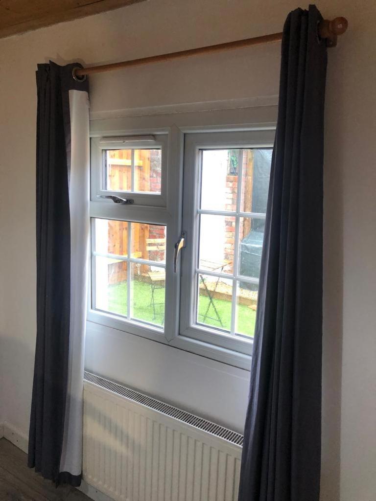 Bed and Breakfast Alpha House London Exterior foto